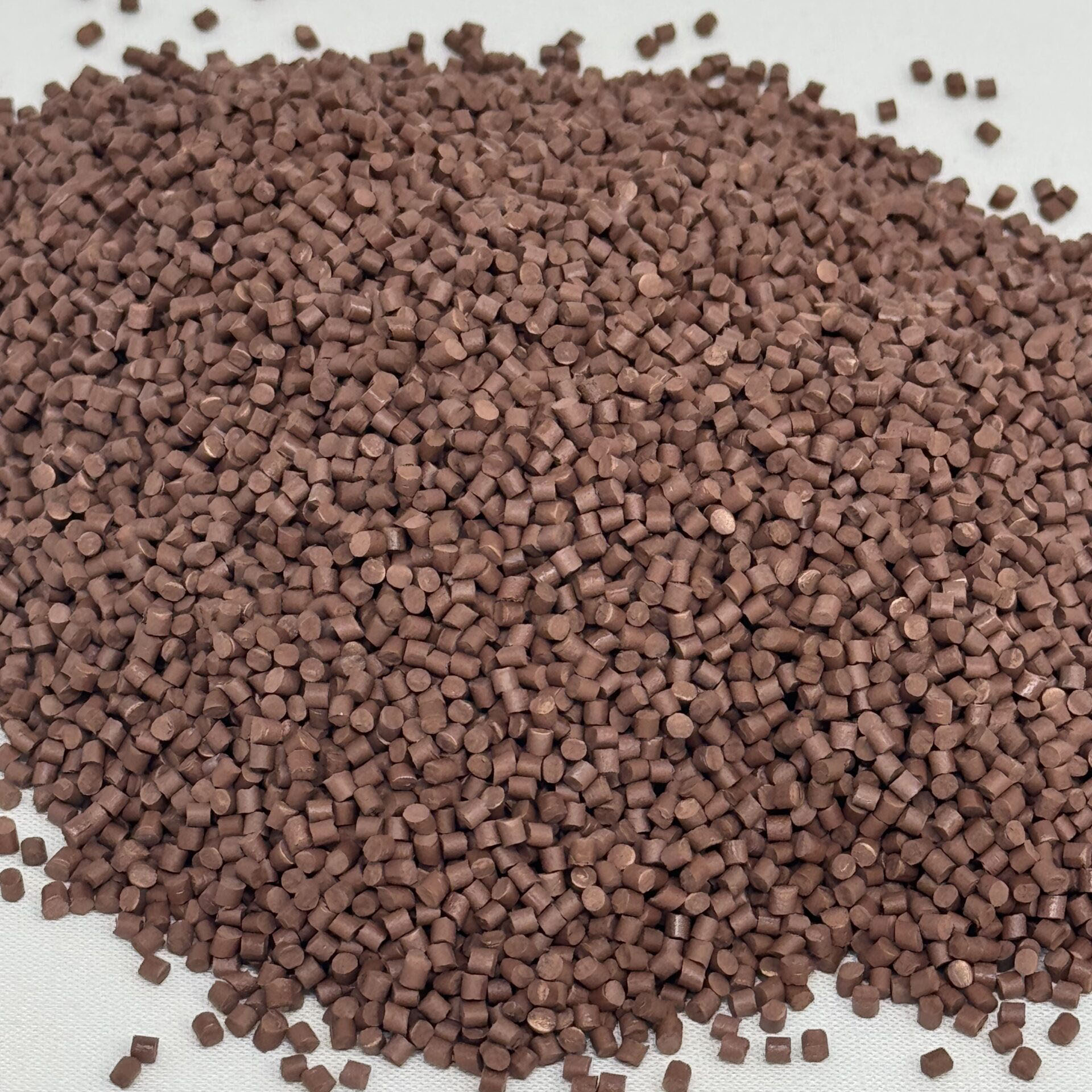 Pile of natural color high density compounds for traditional manufacturing